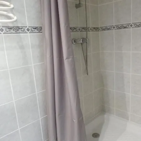 Les Rochers Hotel apartamentowy Auriol