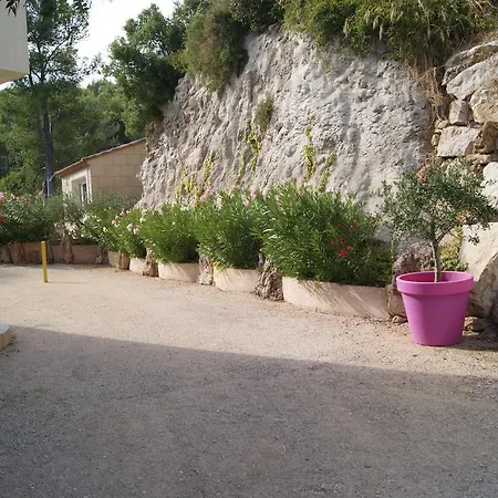 Hotel apartamentowy Les Rochers