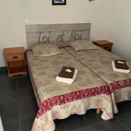 Les Rochers Hotel apartamentowy Auriol