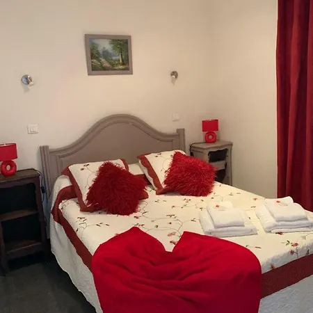 Les Rochers Hotel apartamentowy Auriol
